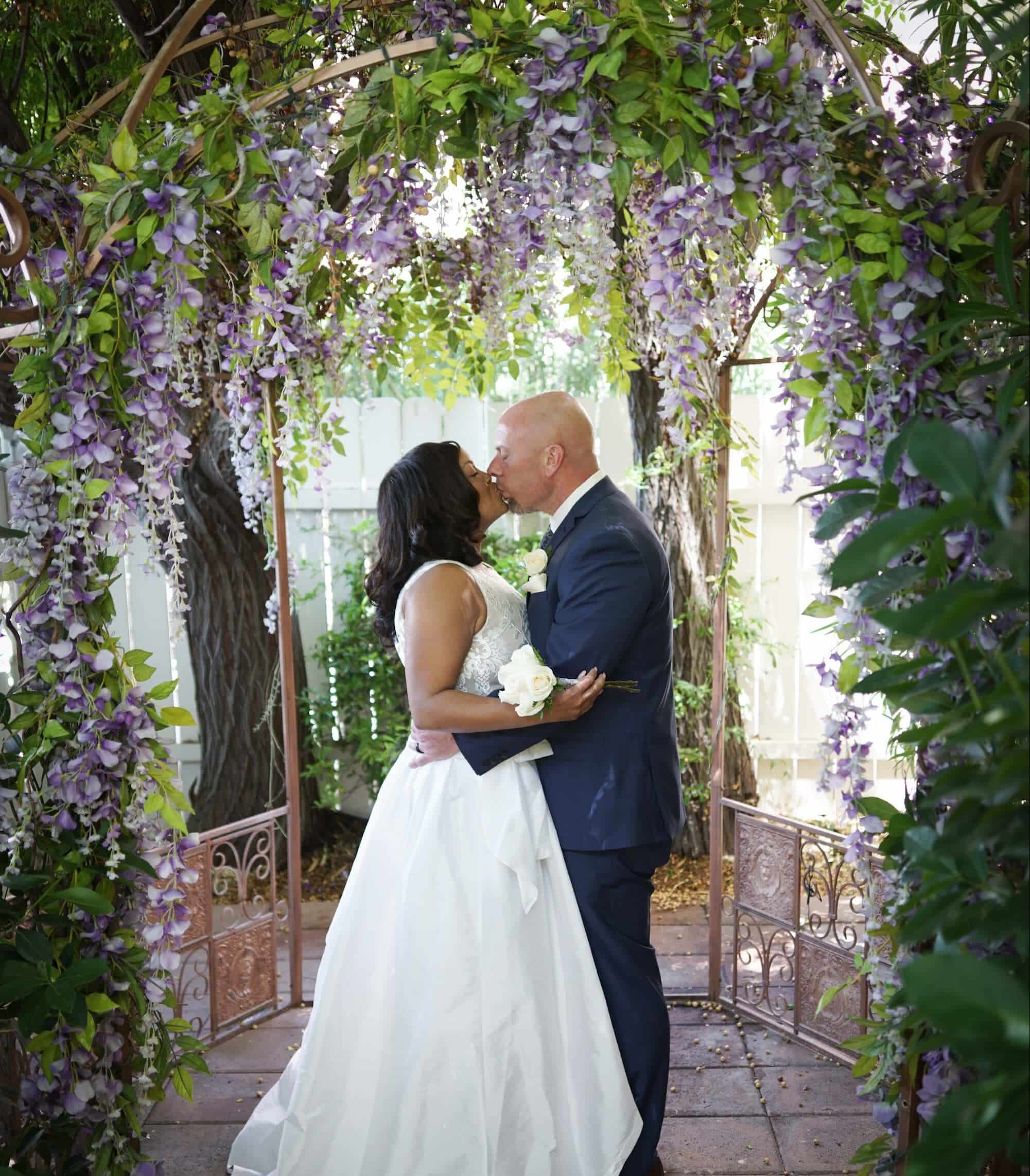 Simplicity Las Vegas Wedding Package Just for Two